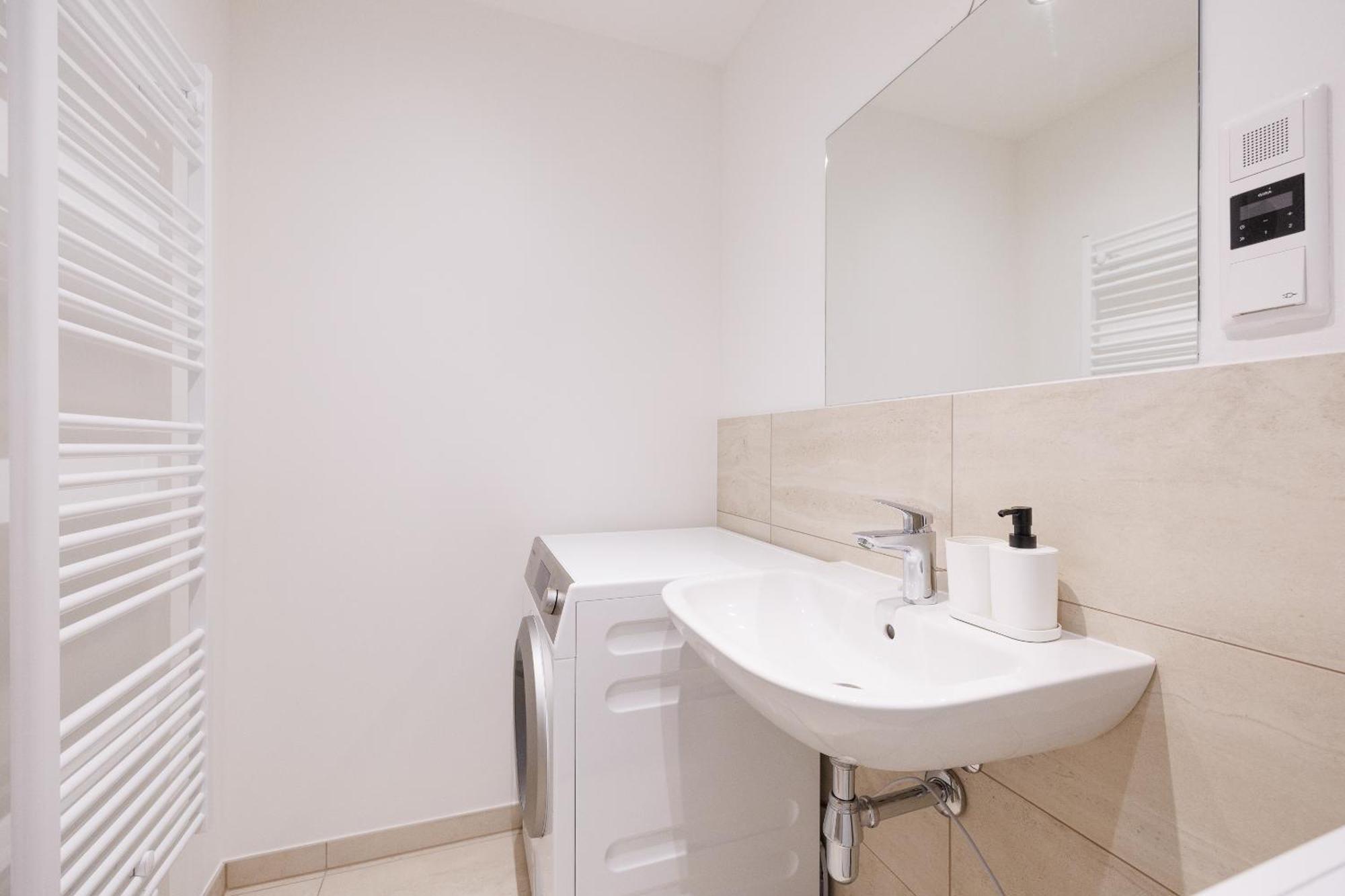 Symphony Apartments 40 - Modern Loft With Terrace And Grill In Central Location Vienna Luaran gambar