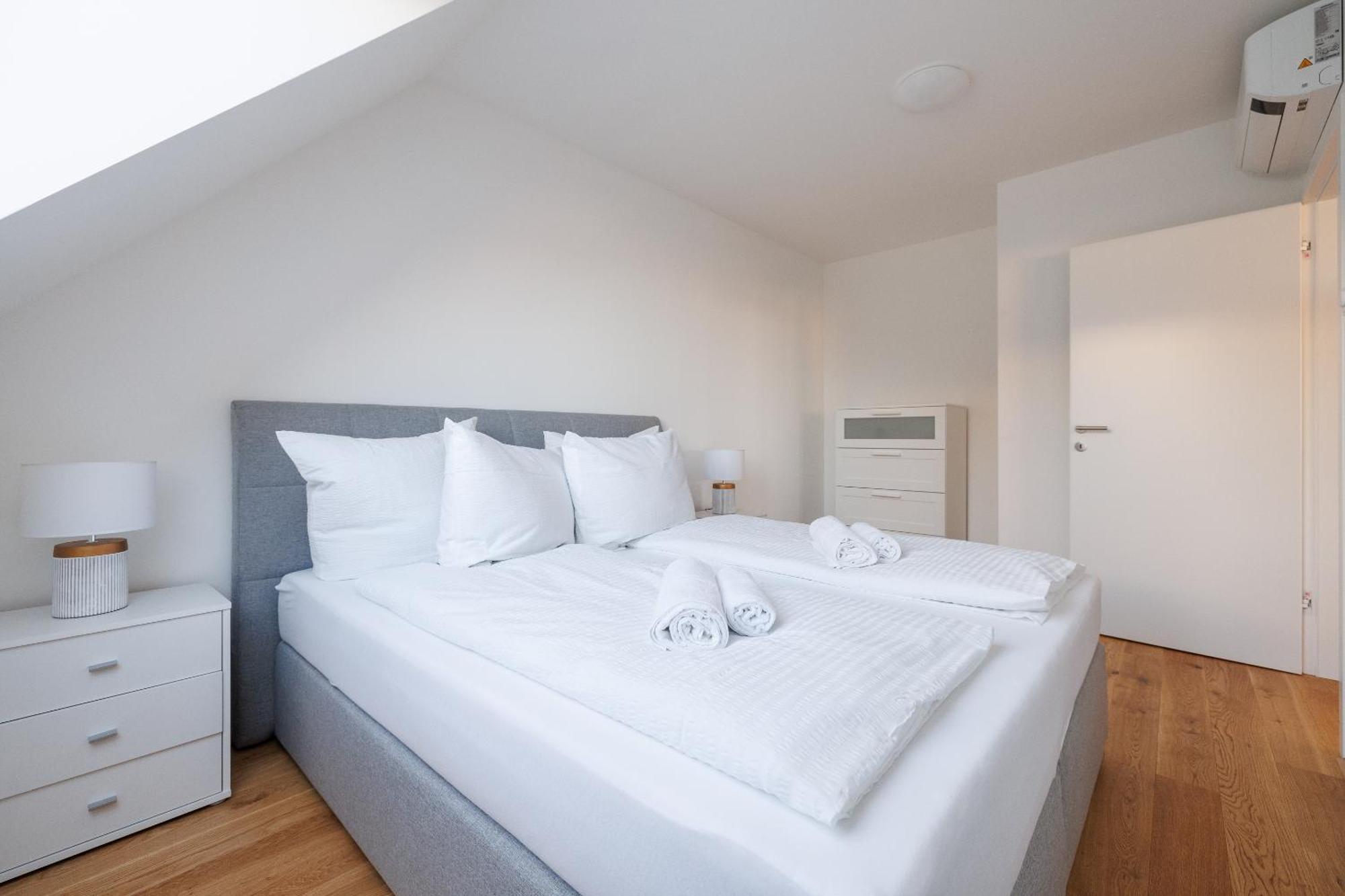 Symphony Apartments 40 - Modern Loft With Terrace And Grill In Central Location Vienna Luaran gambar